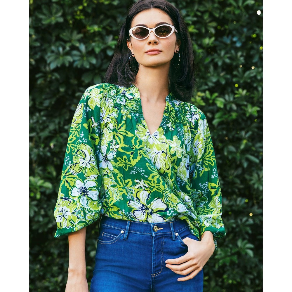 Lilly Pulitzer Sz M Lourdes Long Sleeve Top in Fiddle Leaf Green Once and Floral